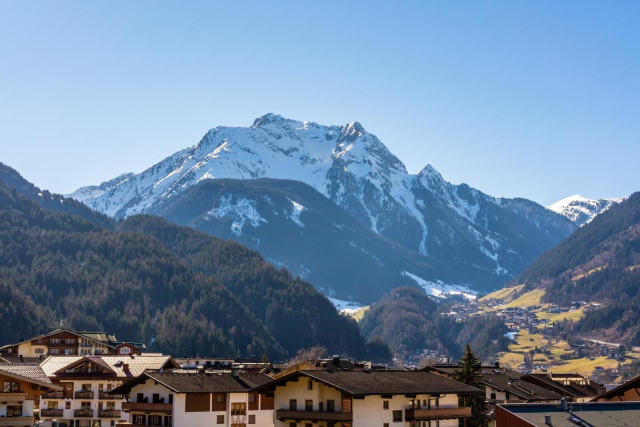 Apparthotel Sonnenhof Mayrhofen Exterior foto